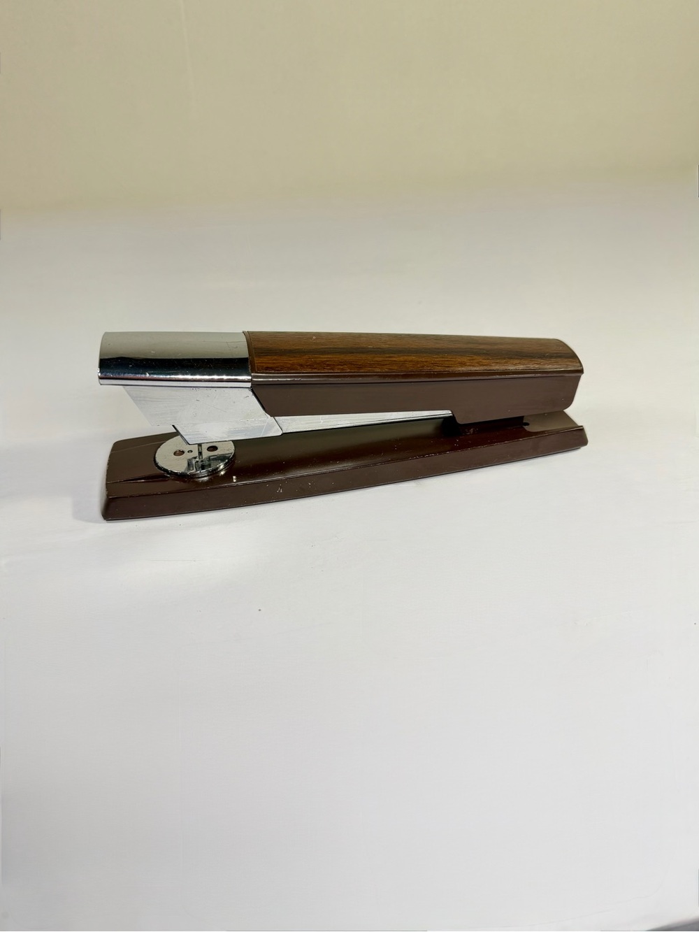 Vintage 60’s SWINGLINE 333 Stapler MCM Chrome Wood Grain Made In NY Works Nicely